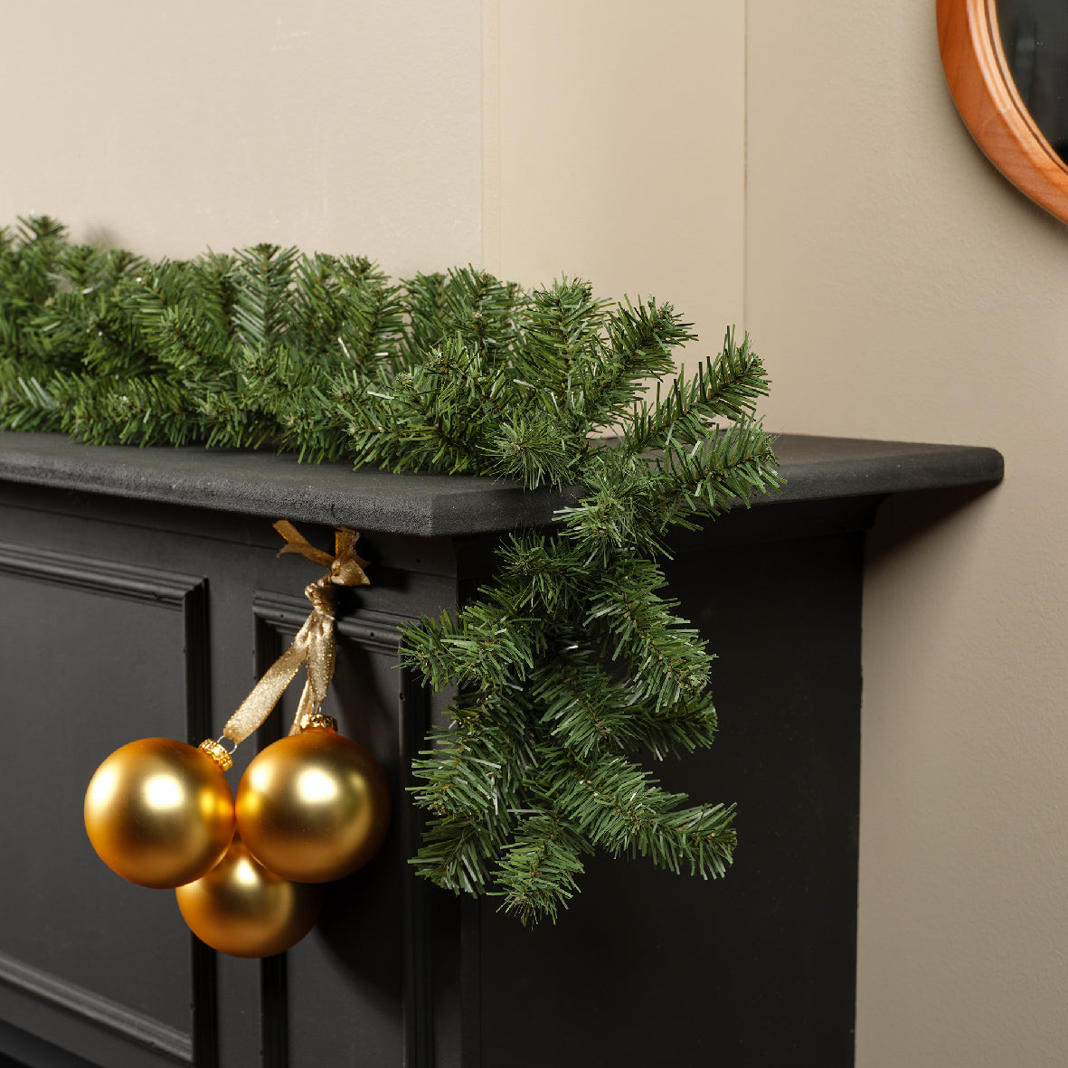 Garland 15in 9ft 328 Tips Grn In/Out