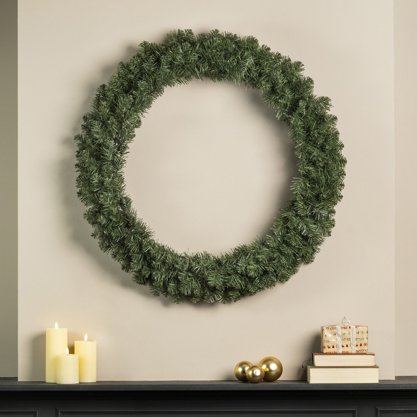 Wreath 29.5ins 416 Tips Grn In/Out