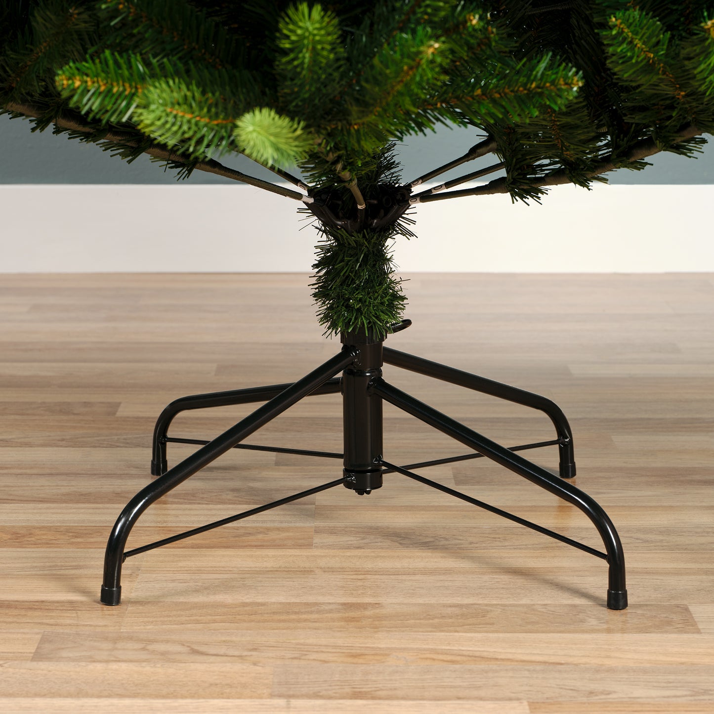 Bromont Fir Hinged Tree 7ft 1533 Tips