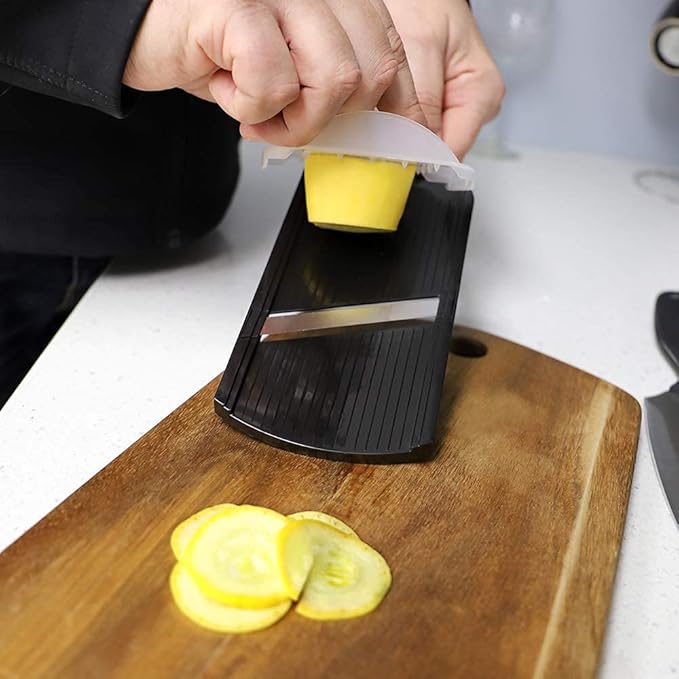 Mandoline Slicer w Handle