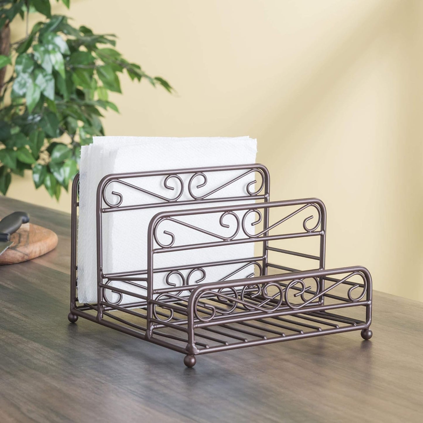 Salt & Pepper -Napkin Caddy
