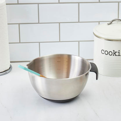 Mixing Bowl  w/ Silicone 3qt
