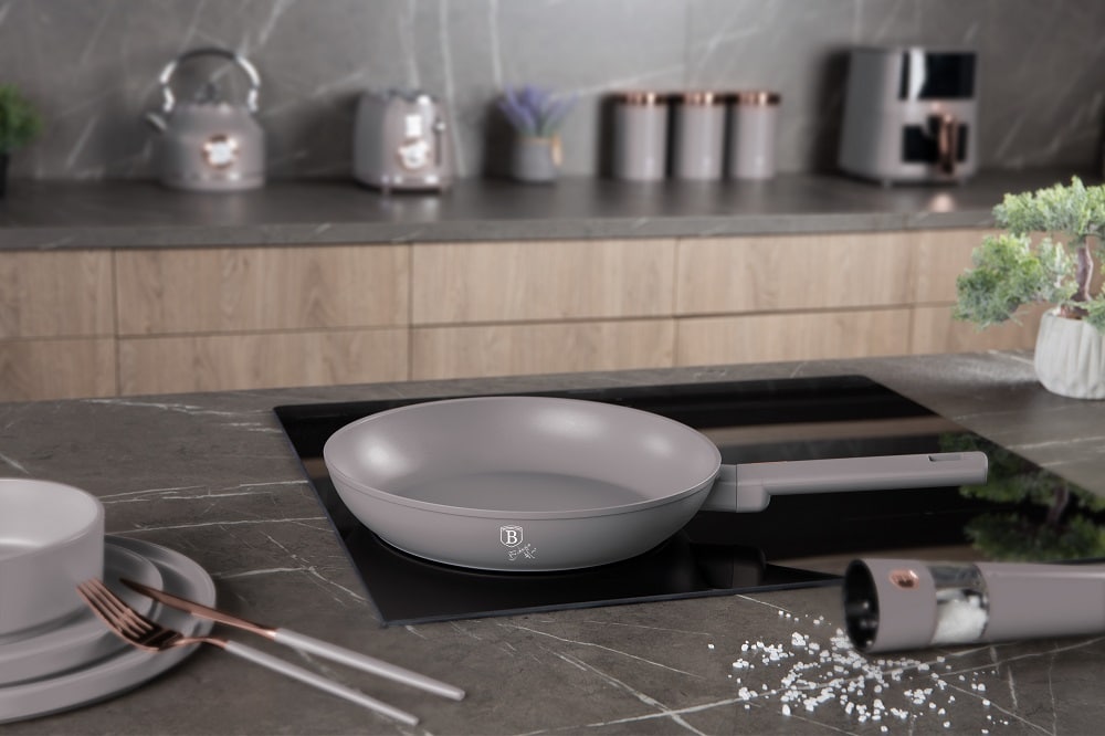 BH Frypan 28cm Taupe