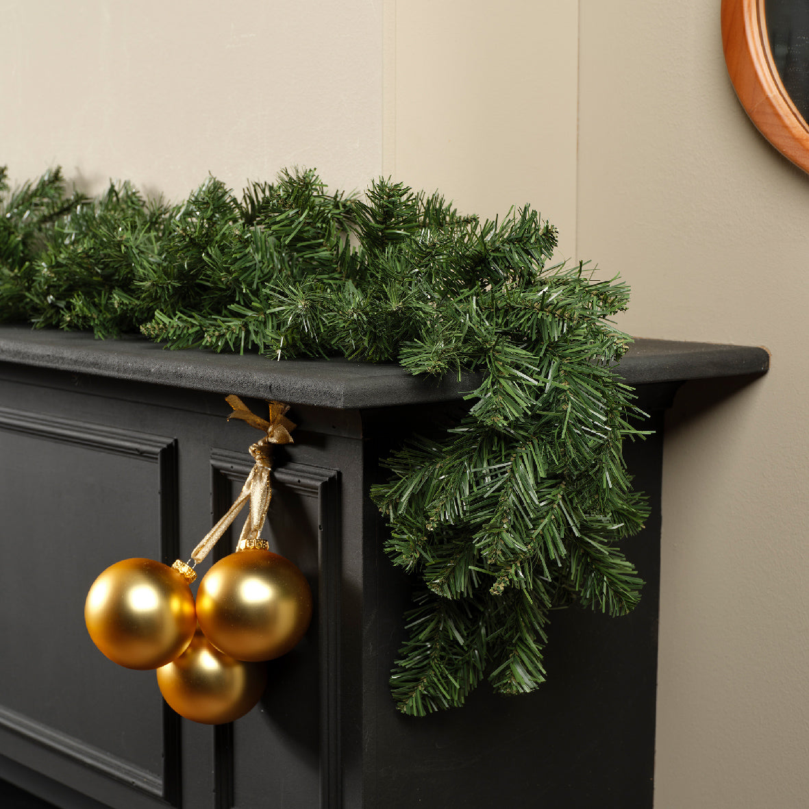 Garland 11.8in 9ft 328 Tips Grn In/Out