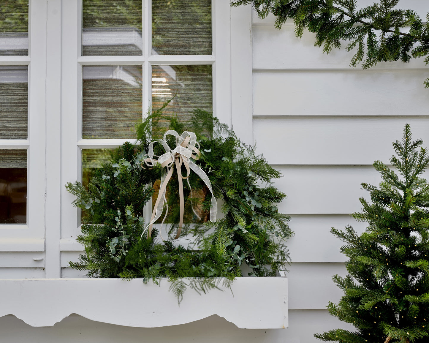 Wreath 31.5in 272 Tips Grn In/Out