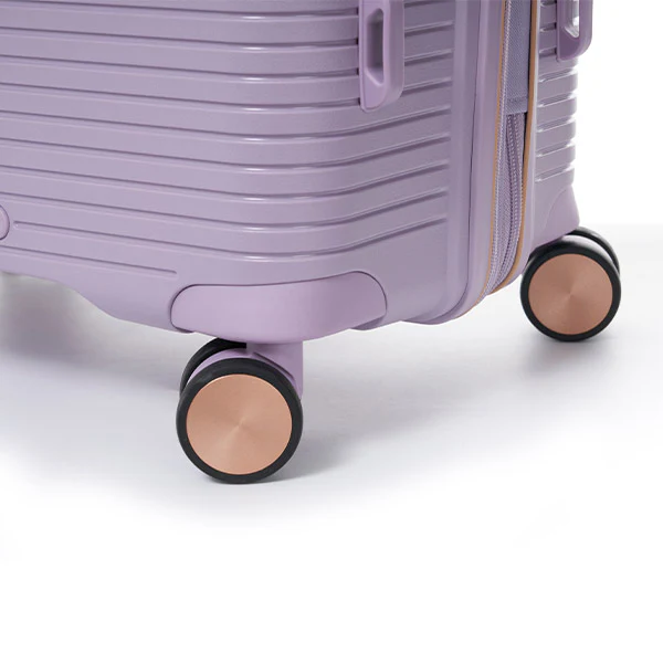 Rome Hard Shell Lugg 24in Lavender