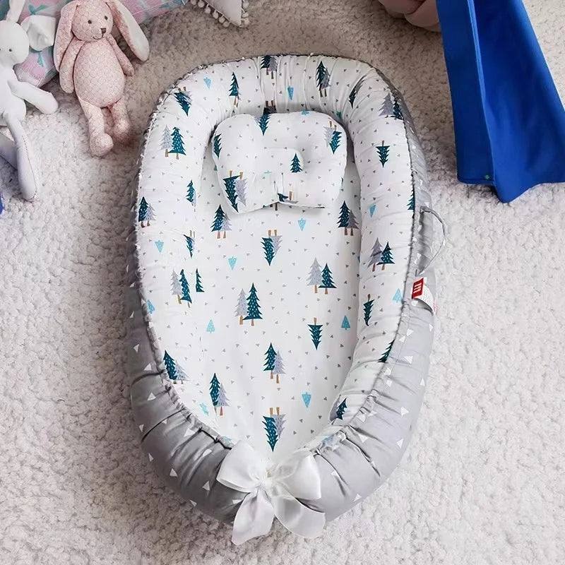 Baby Lounger Bed w/Pillow
