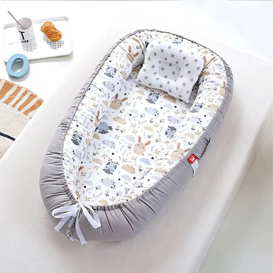 Baby Lounger Bed w/Pillow