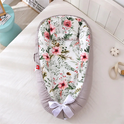 Baby Lounger Bed w/Pillow