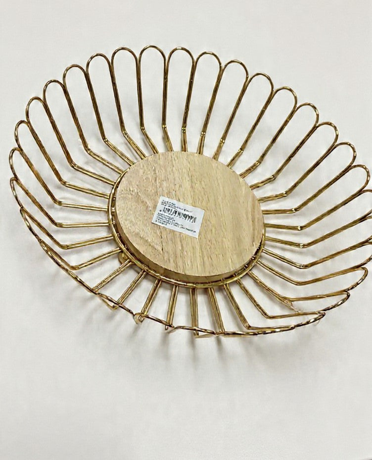 Fruit Basket Metal w/wood